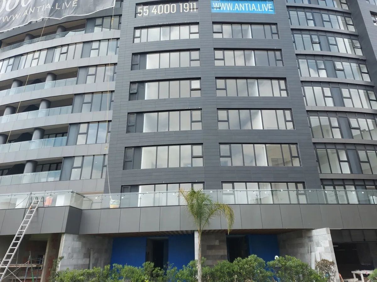 6, Vialidad de la Barranca, Colonia Ex Hacienda Jesús del Monte, 003, Bosque de las Palmas, 52779 con 3 Recámaras, 3 Baños, 239 Metros Cuadrados y 2 Puestos de Estacionamiento 6, Vialidad de la Barranca, Colonia Ex Hacienda Jesús del Monte, 003, Bosque de las Palmas, 52779 con 3 Recámaras, 3 Baños, 239 Metros Cuadrados y 2 Puestos de Estacionamiento